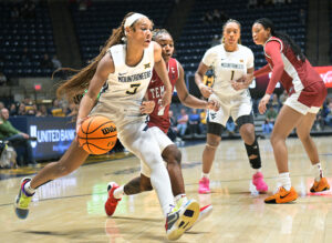 Sydney Shaw shows off rebounding skills, as WVU women's hoops team rolls past Temple